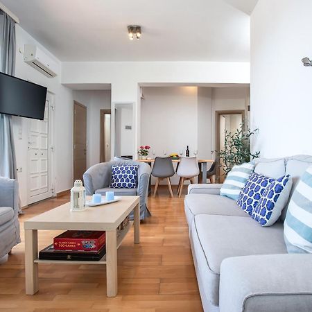 Dimitra Apartment With Private Pool And Sea View -The Ground Floor Of A Two Storey Building Daratsos Екстер'єр фото