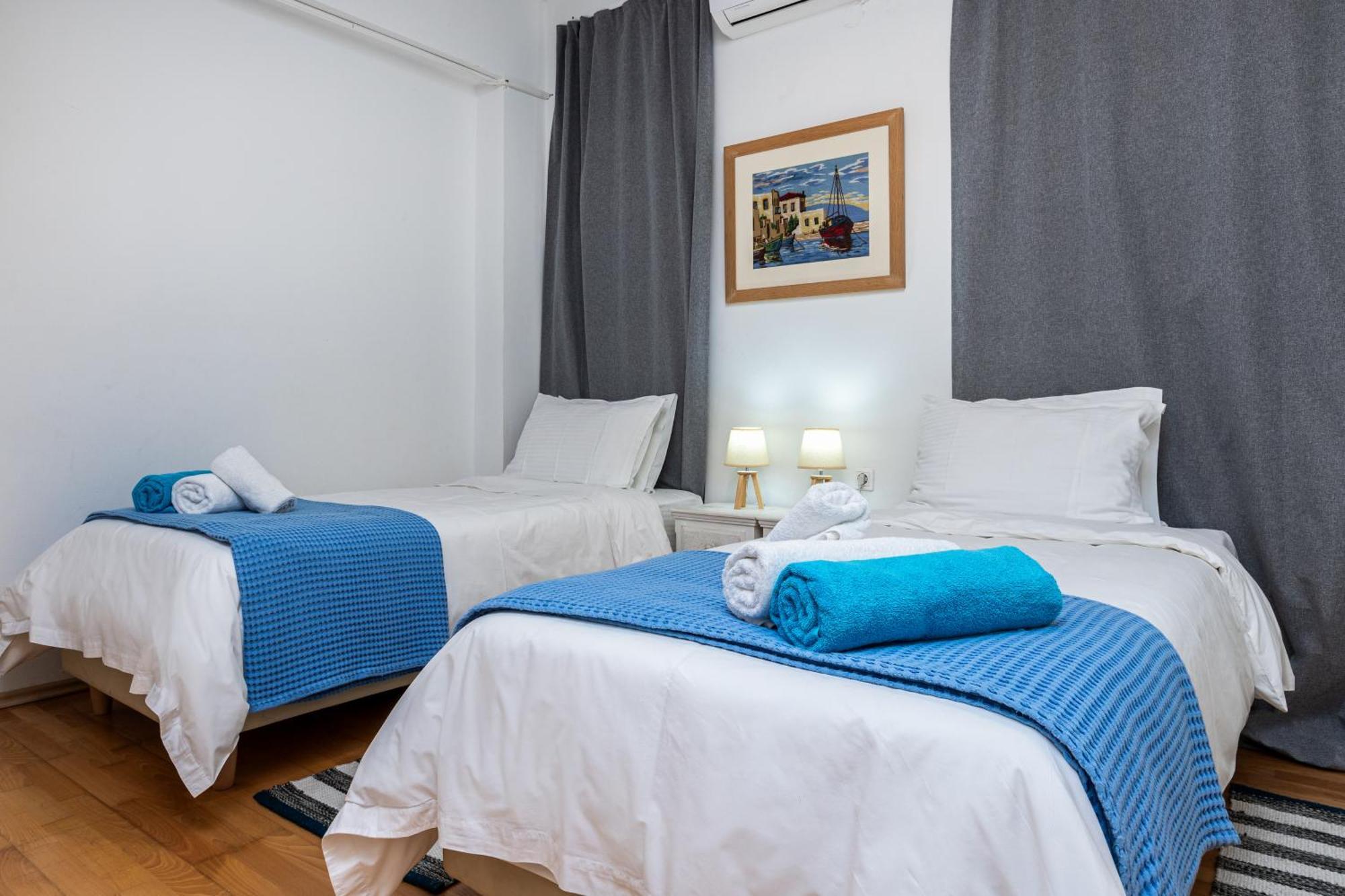 Dimitra Apartment With Private Pool And Sea View -The Ground Floor Of A Two Storey Building Daratsos Екстер'єр фото