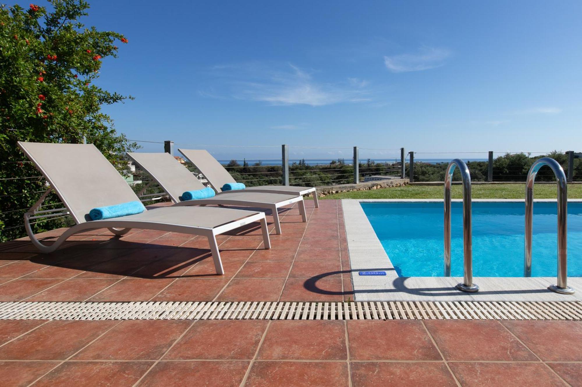 Dimitra Apartment With Private Pool And Sea View -The Ground Floor Of A Two Storey Building Daratsos Екстер'єр фото