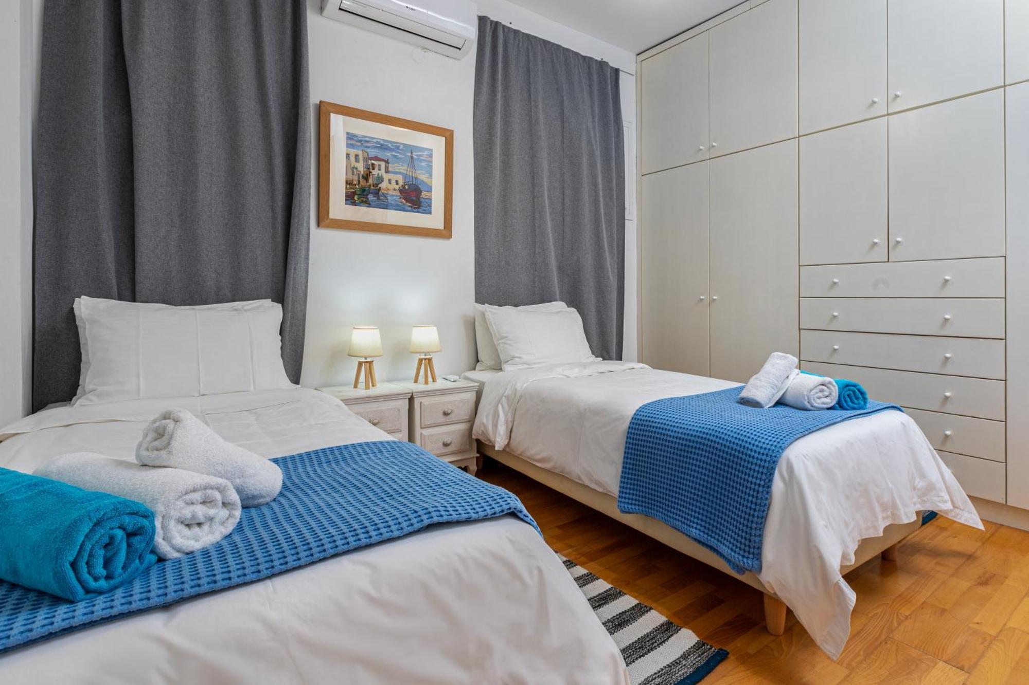 Dimitra Apartment With Private Pool And Sea View -The Ground Floor Of A Two Storey Building Daratsos Екстер'єр фото